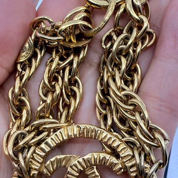 CHANEL Vintage Gold Textured CC Multistrand Bracelet - Picture 9 of 12